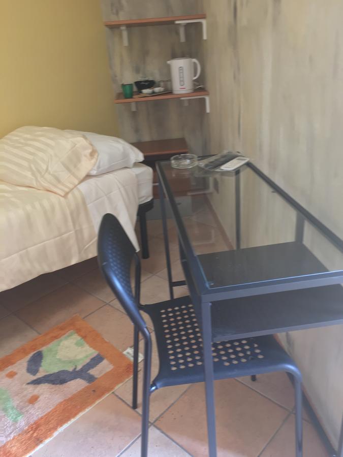 B & B La Guesthouse Poirino Εξωτερικό φωτογραφία