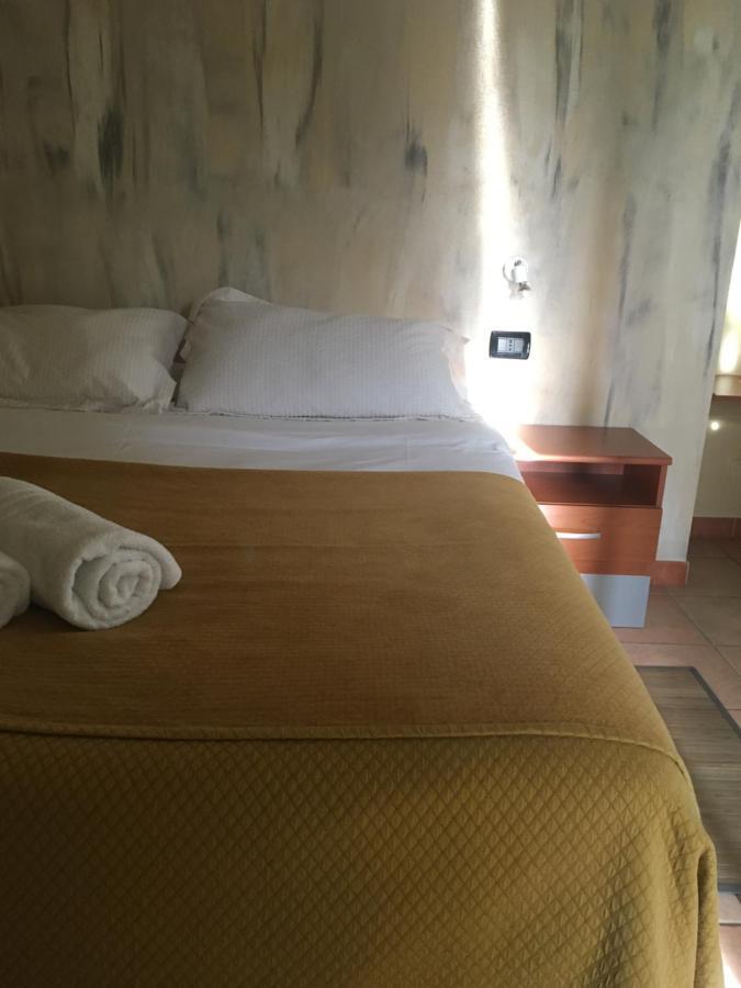 B & B La Guesthouse Poirino Εξωτερικό φωτογραφία